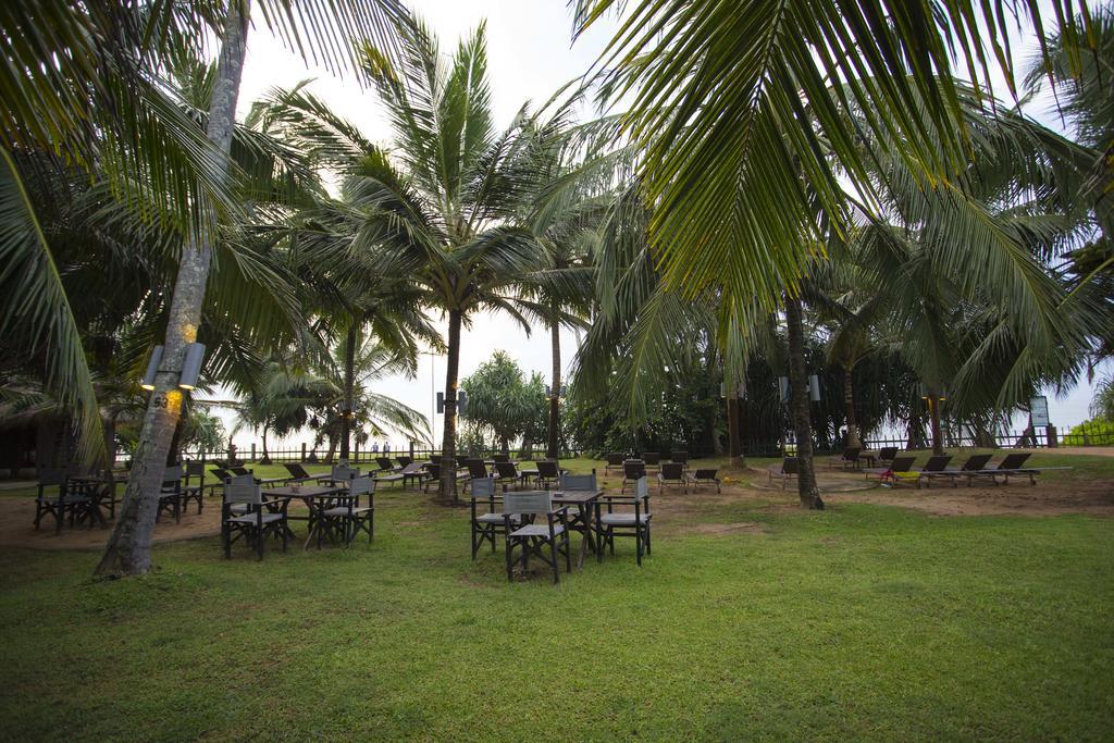 Ranna 212 Beach Resort Kahandamodara ภายนอก รูปภาพ